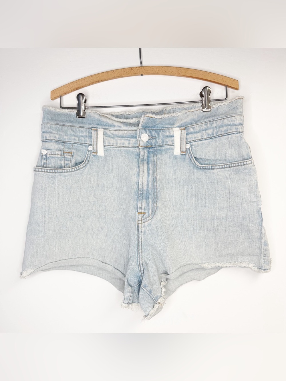 7 For All Mankind Light Wash High Rise Denim Cut Off Shorts Size 31
